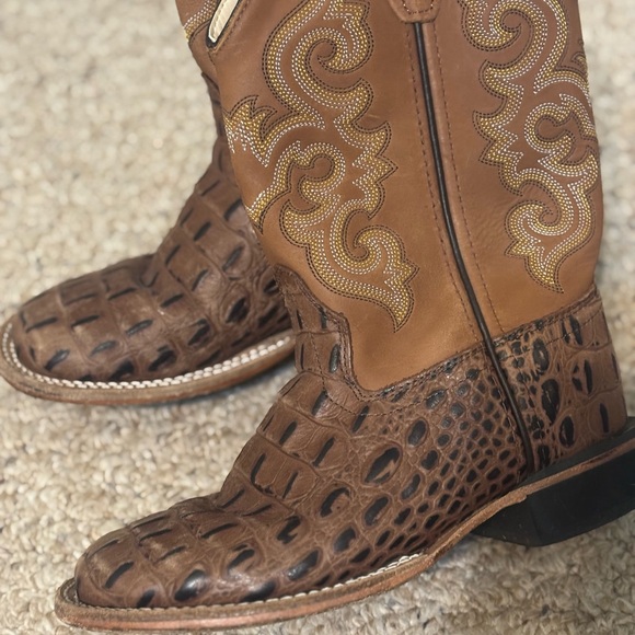 Embossed Brown Cowboy Boots - Picture 1 of 1